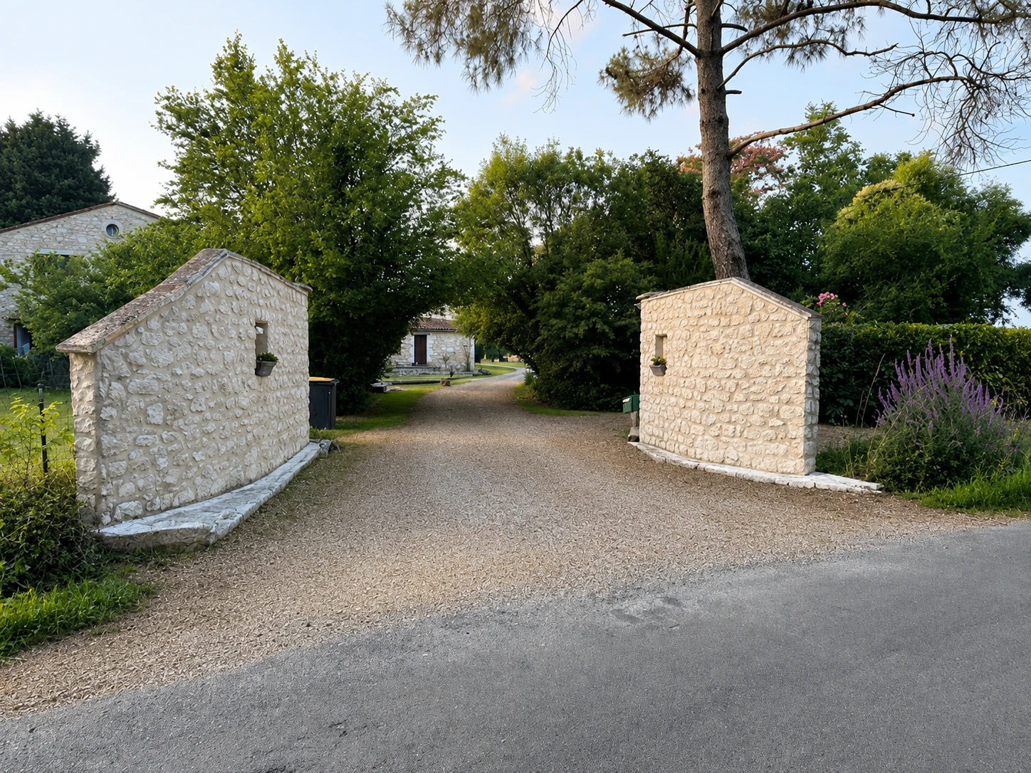 La Grâce entrance gates and rural driveway approach